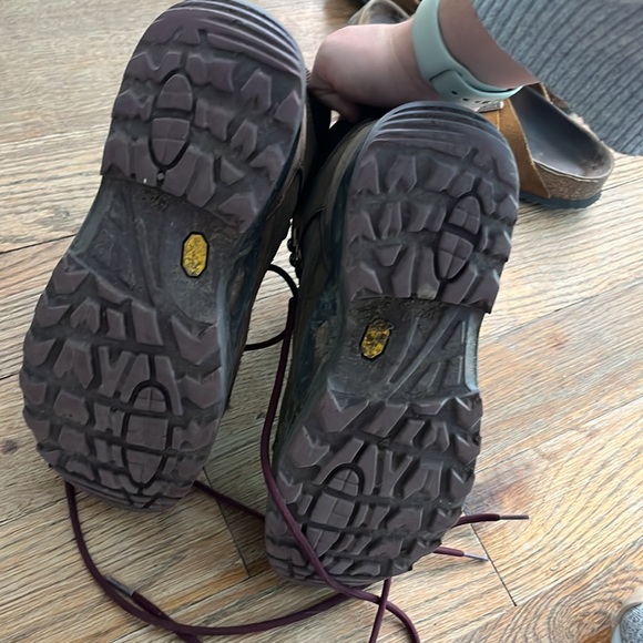 Lowa Renegade GTX Mid - Picture 3 of 3